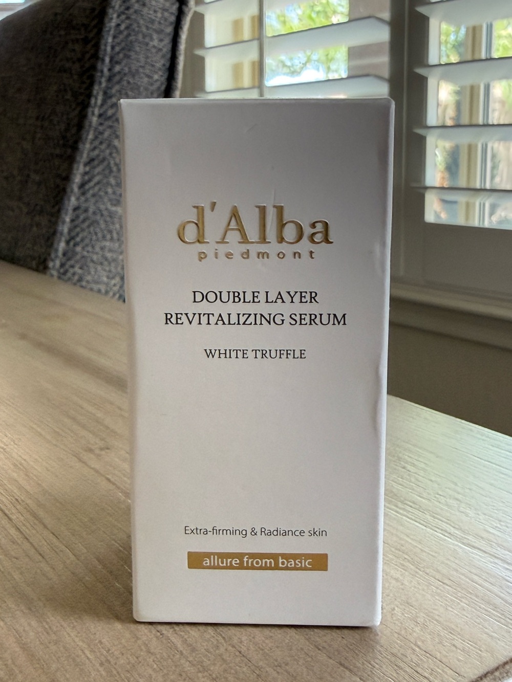 d'Alba Piedmont White Truffle Double Layer Revitalizing Serum.